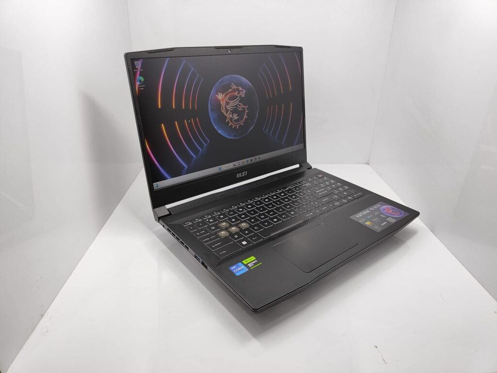 Laptop gaming performa tinggi untuk disewa harian, mingguan, atau bulanan